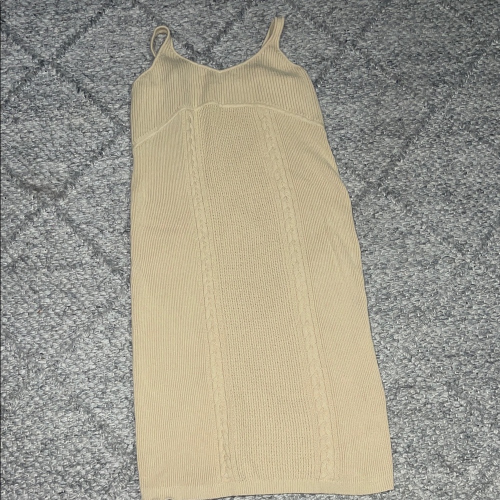 Sofia by Sofia Vergara Tan Knit Midi Dress